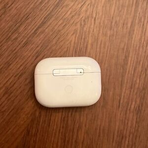 Apple AirPods Pro 2nd Generation Lightening Charging Case